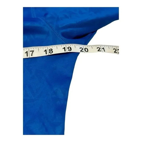 Champion Women’s Large Vapor Powertrain Sweat Wicking Long Sleeved V-Neck - Picture 5 of 7